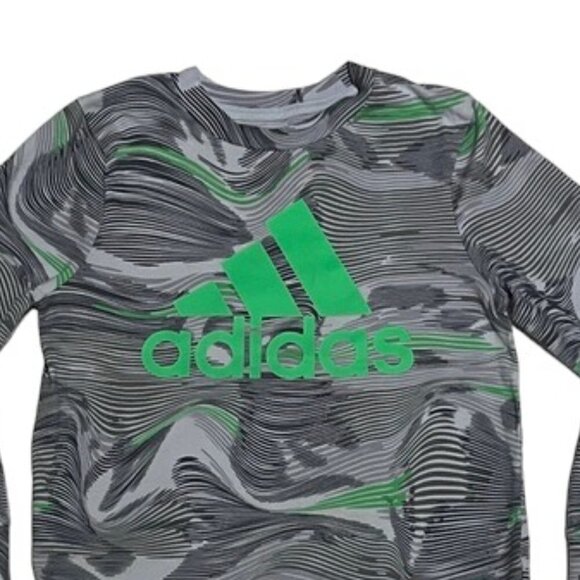 adidas Boys' Long Sleeve Warped Camo Allover Print Tee Long Sleeves Size 5 - Picture 2 of 7